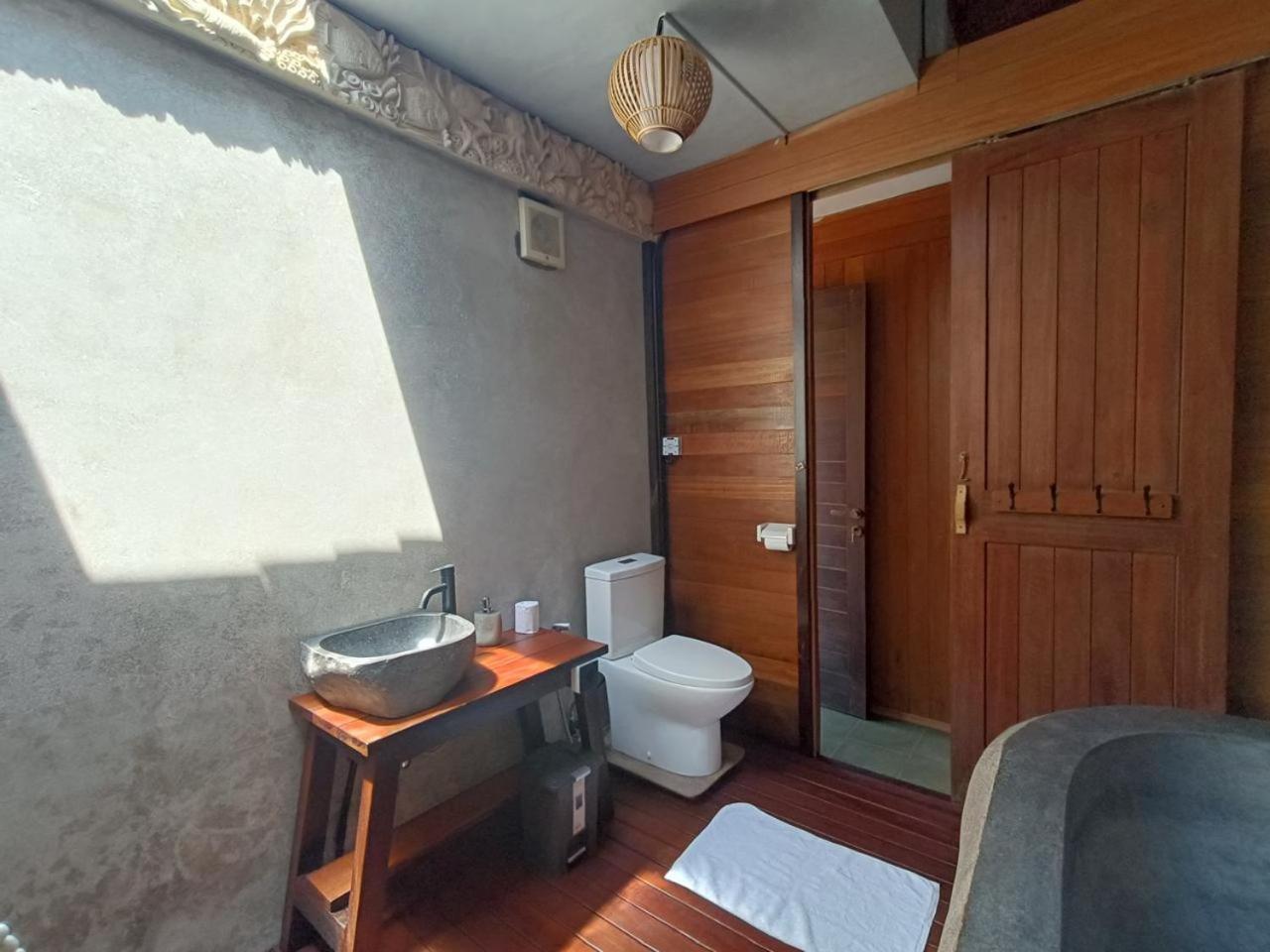 Putra'Lebah Amed Guest House Exterior photo