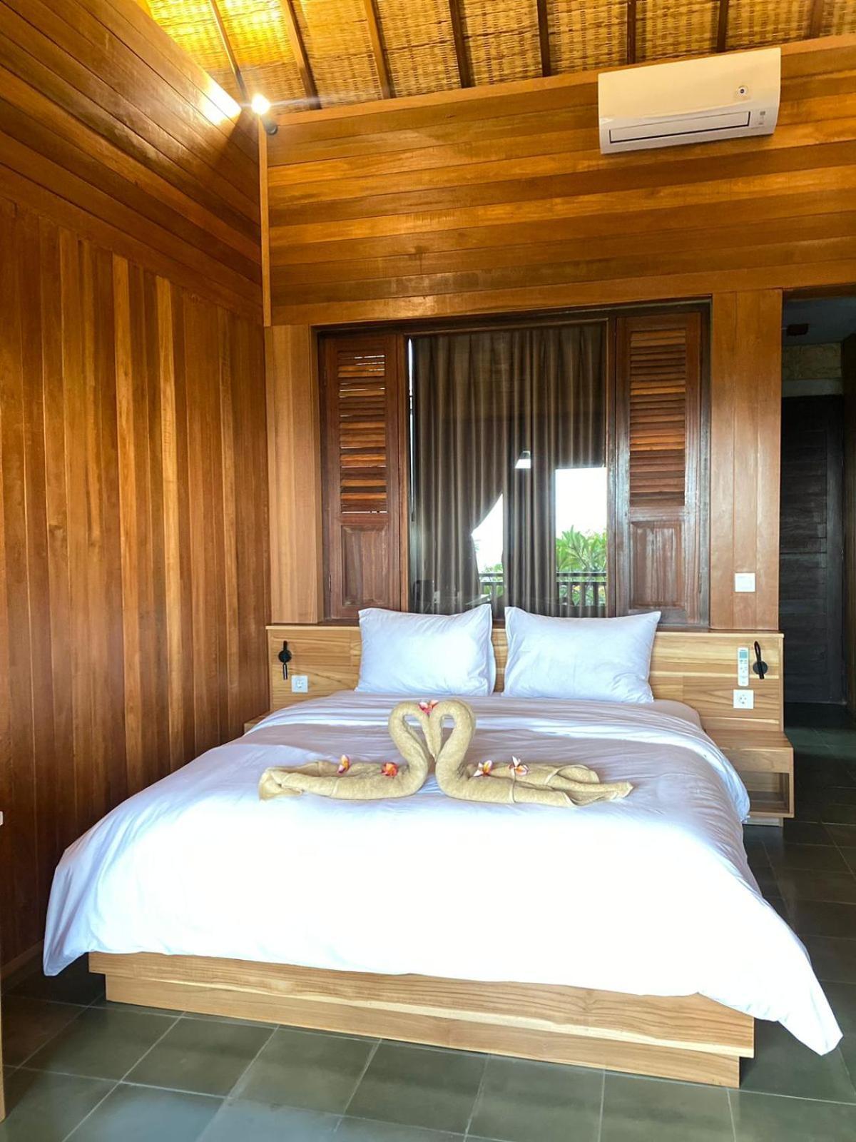 Putra'Lebah Amed Guest House Exterior photo