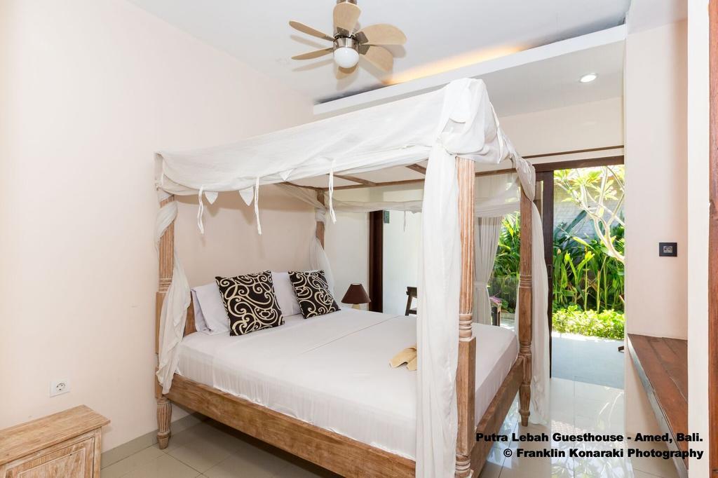 Putra'Lebah Amed Guest House Exterior photo