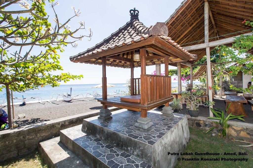 Putra'Lebah Amed Guest House Exterior photo